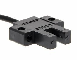 OMRON INDUSTRIAL AUTOMATION EE-SX670P-WR 1M